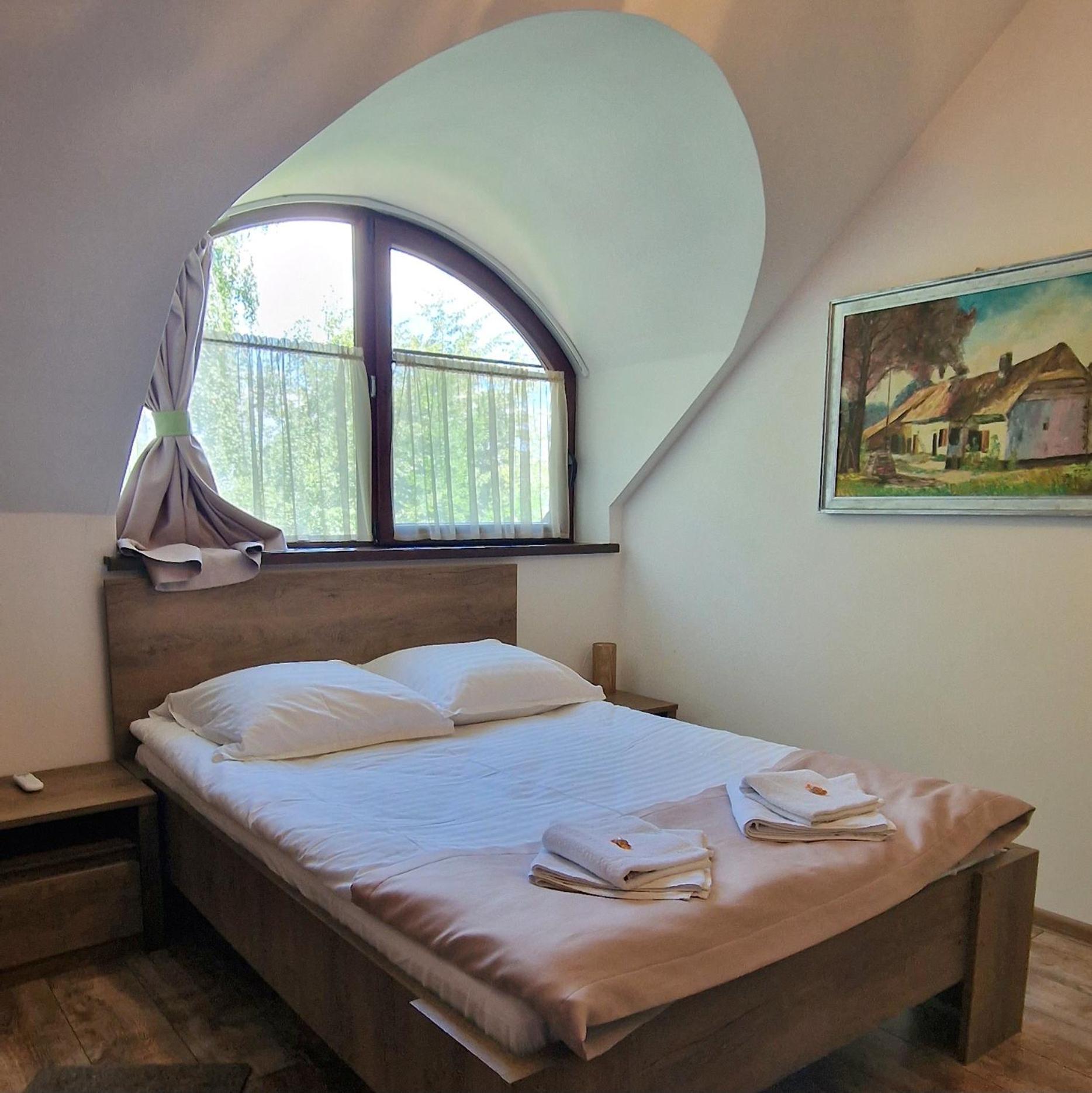 Hotel Provence Suceava Exterior foto