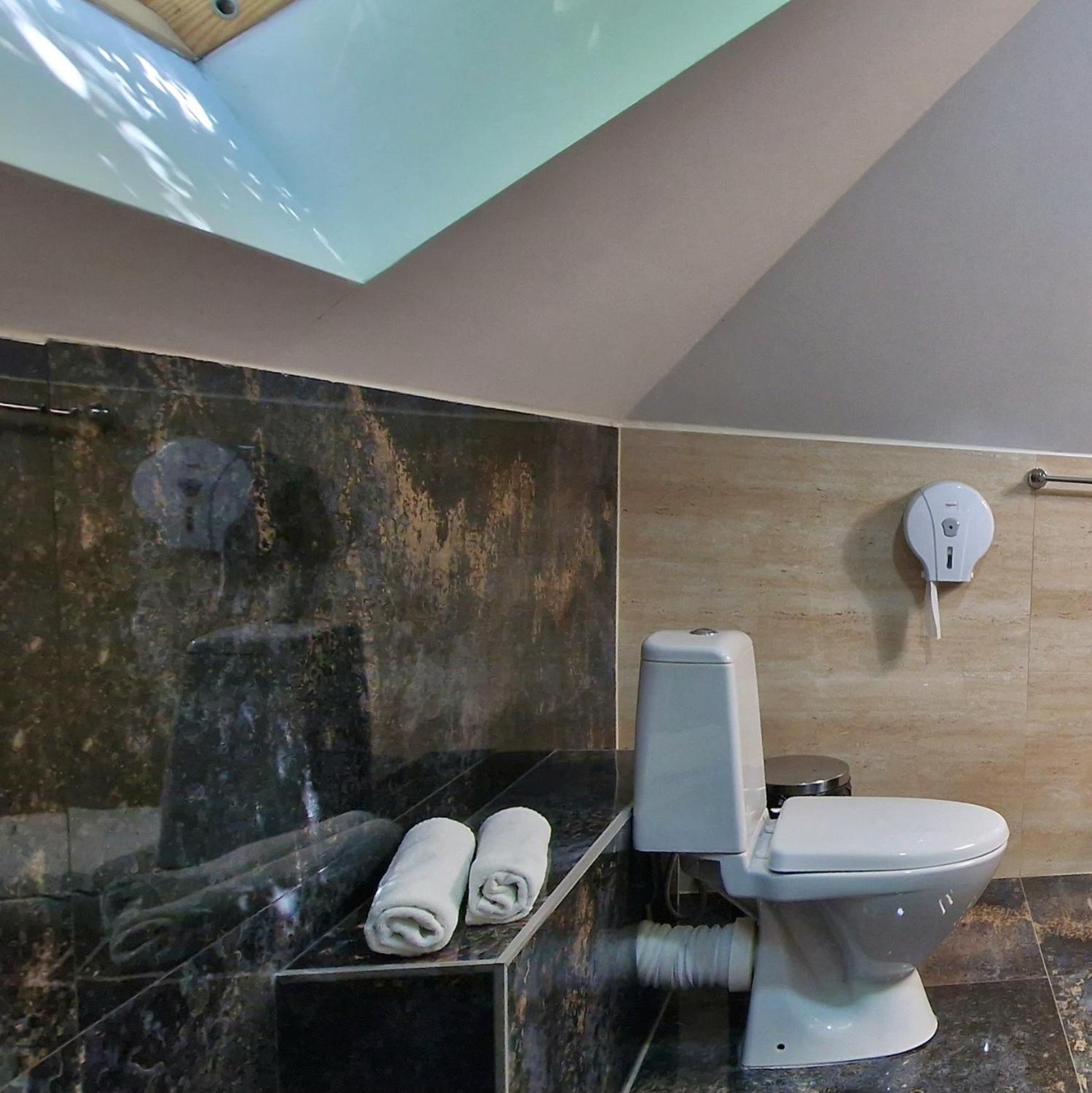 Hotel Provence Suceava Exterior foto